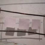 13suspension-papier-betterave-tarlatane-osier-60x30cm-100e suspension papier betterave, tarlatane, osier 60x30cm 40€